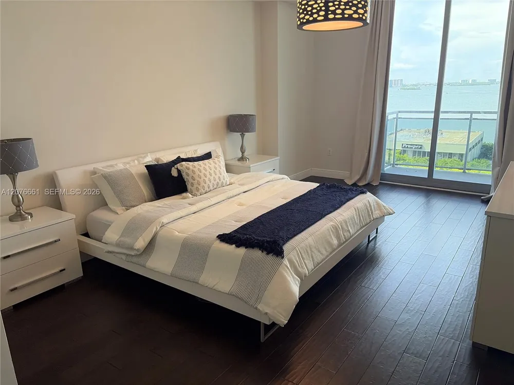 7901 Hispanola Ave #807 North Bay Village, FL 33141