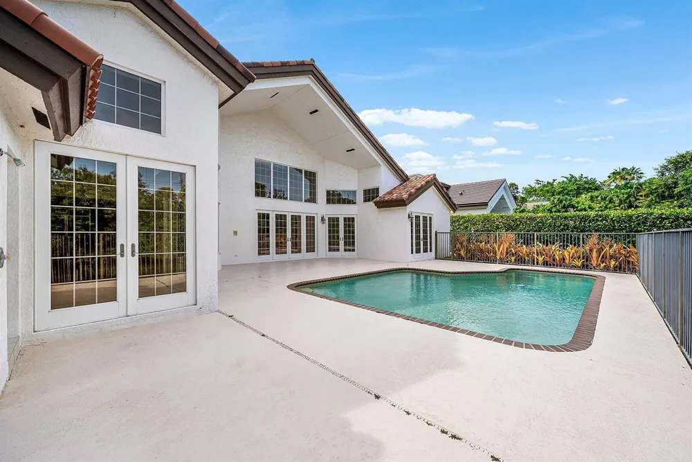 6026 NW 30TH WAY Boca Raton, FL 33496