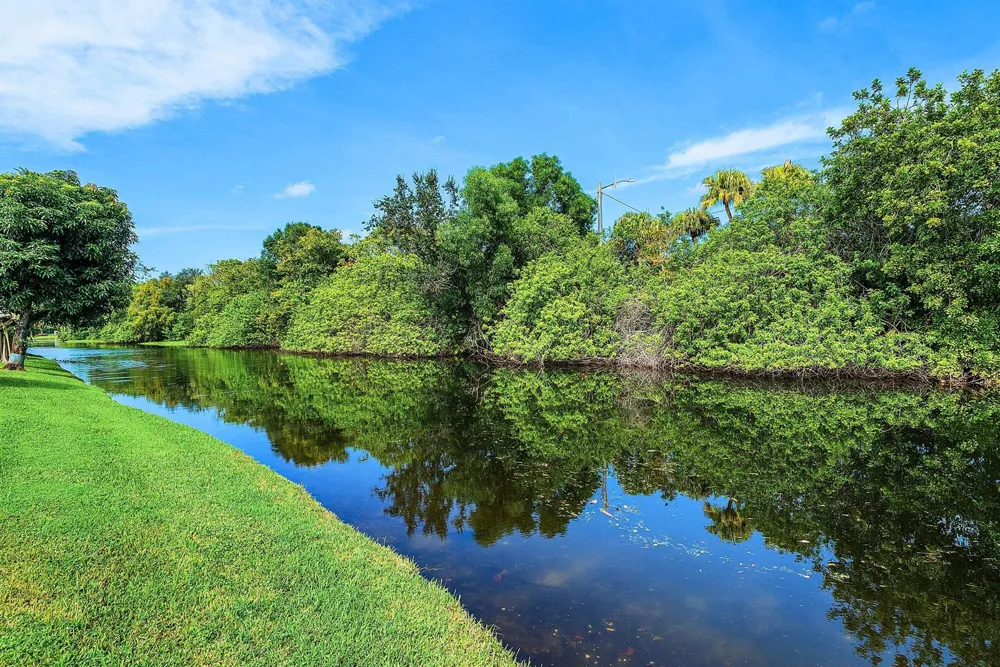 6026 NW 30TH WAY Boca Raton, FL 33496