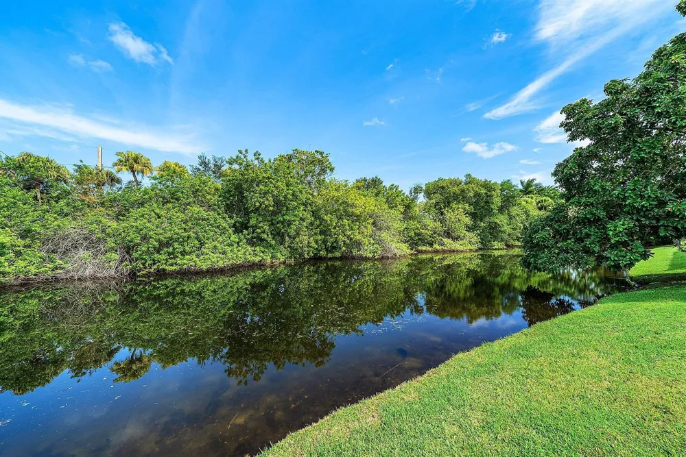 6026 NW 30TH WAY Boca Raton, FL 33496