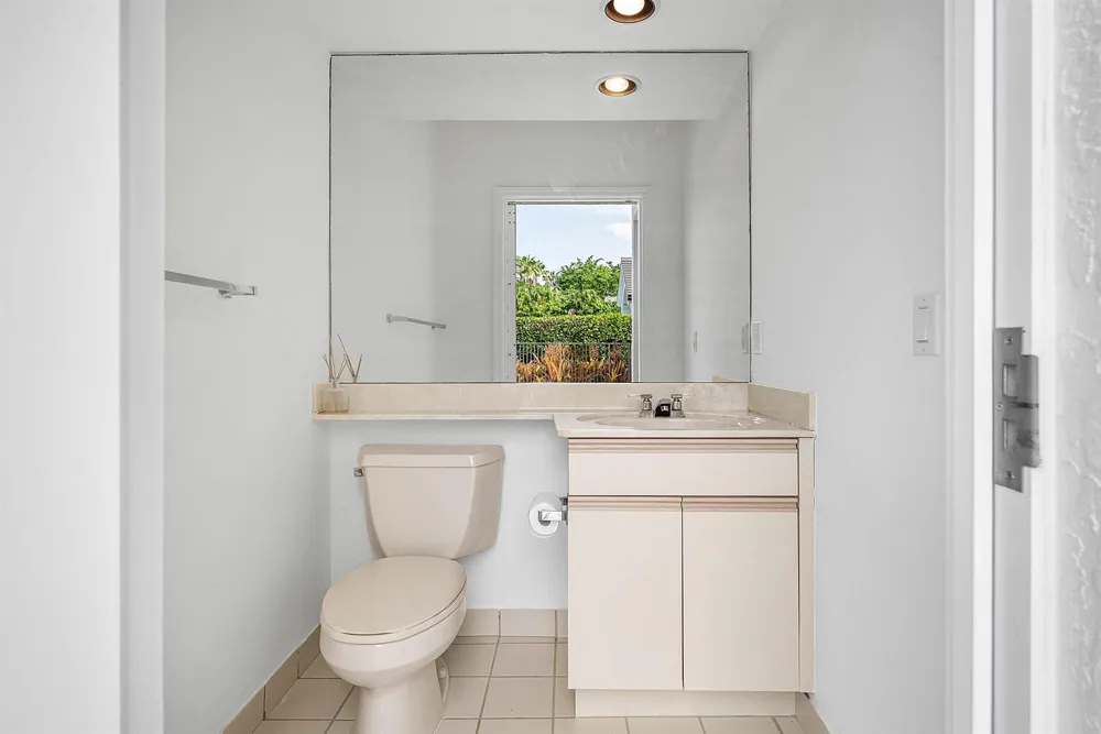 6026 NW 30TH WAY Boca Raton, FL 33496