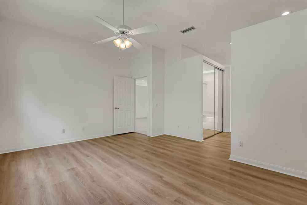 204 S HAMPTON DRIVE Jupiter, FL 33458