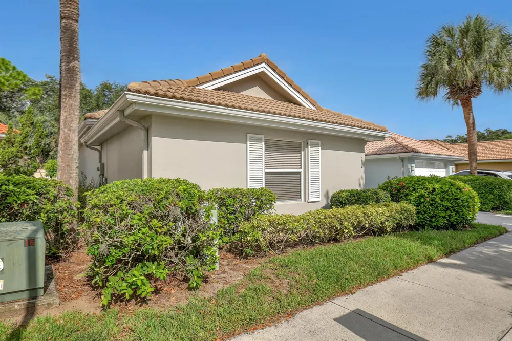 204 S HAMPTON DRIVE Jupiter, FL 33458