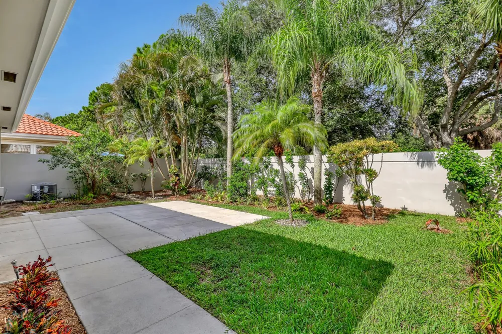 204 S HAMPTON DRIVE Jupiter, FL 33458