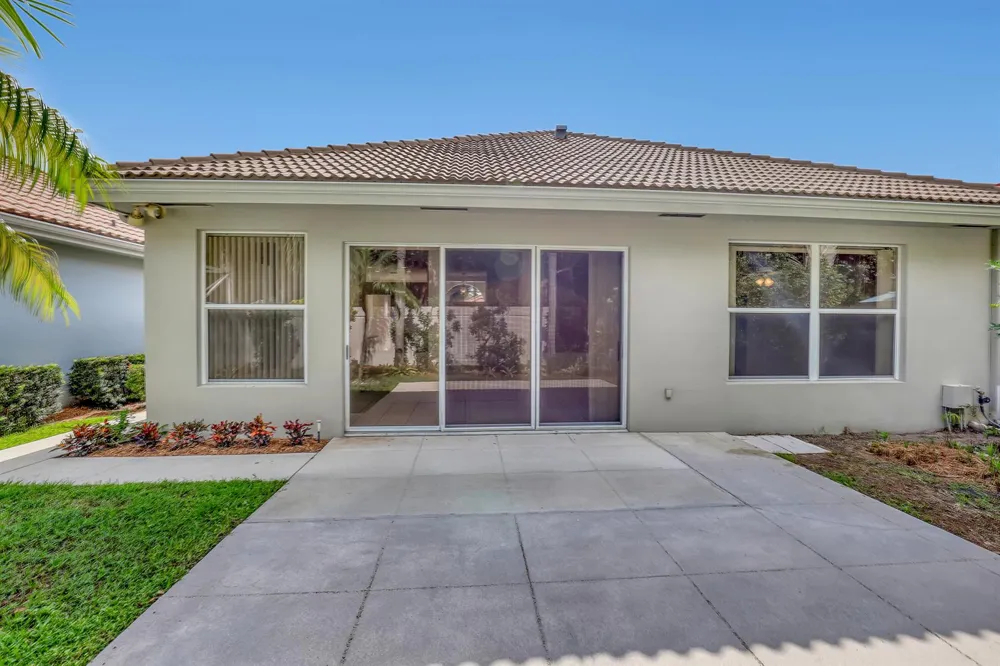204 S HAMPTON DRIVE Jupiter, FL 33458