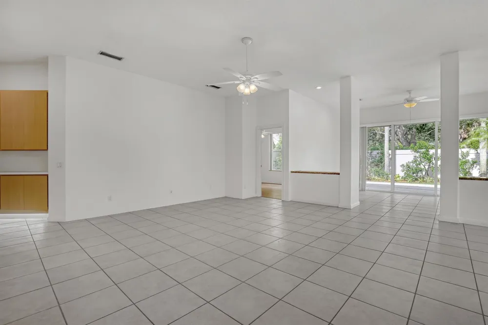 204 S HAMPTON DRIVE Jupiter, FL 33458