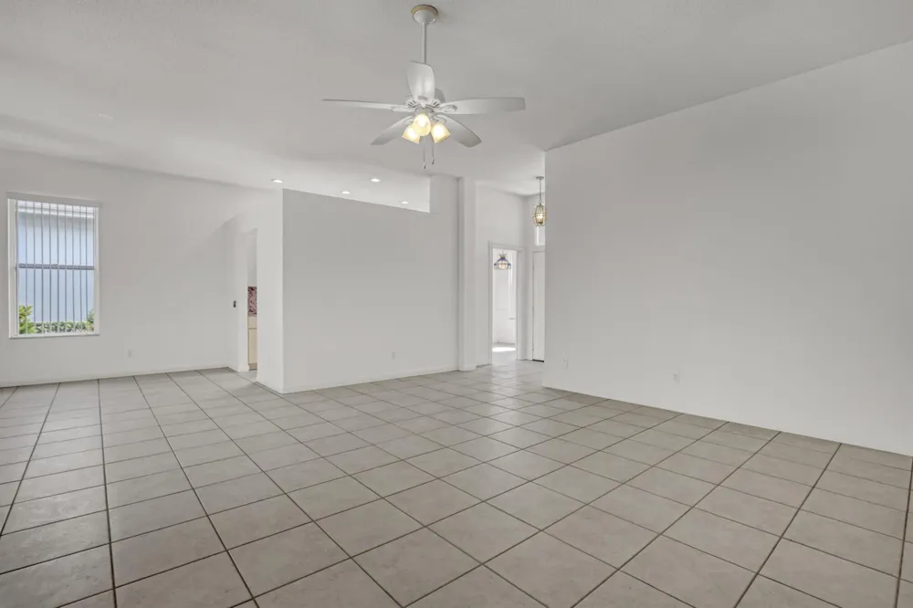 204 S HAMPTON DRIVE Jupiter, FL 33458