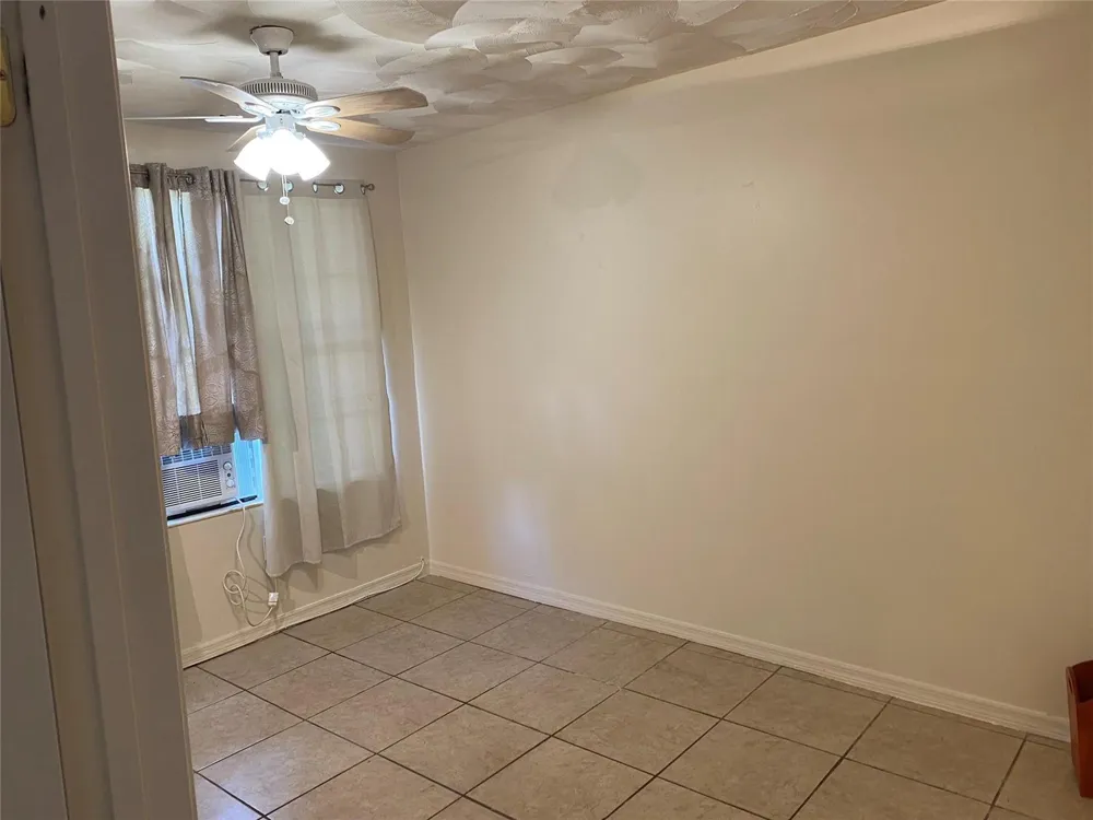 6901 SW 6TH STREET Pembroke Pines, FL 33023