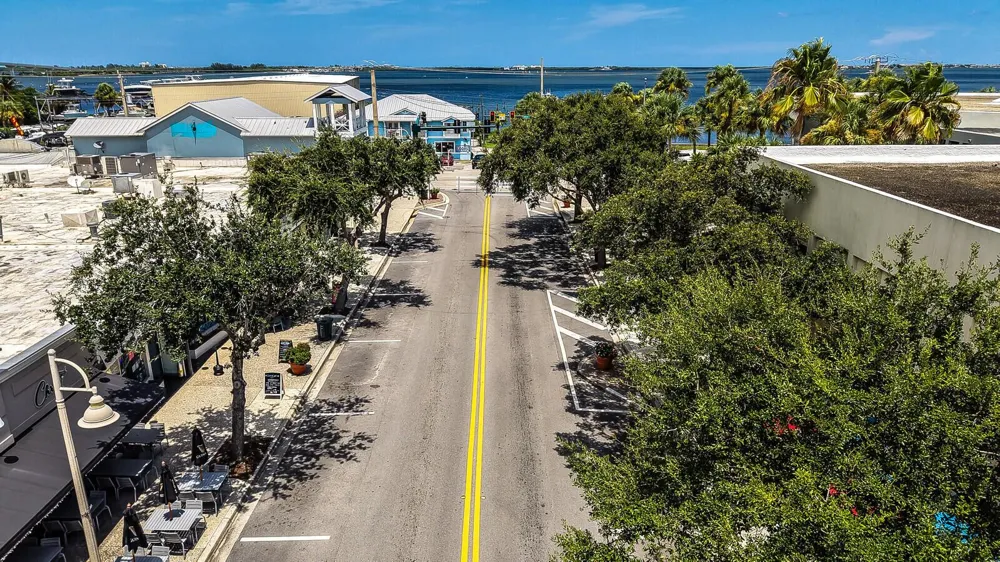 1870 NE VICTORIAN LANE Jensen Beach, FL 34957