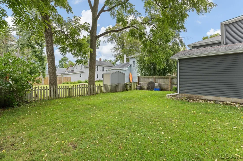 215 W Shawnee Street Tecumseh City, MI 49286