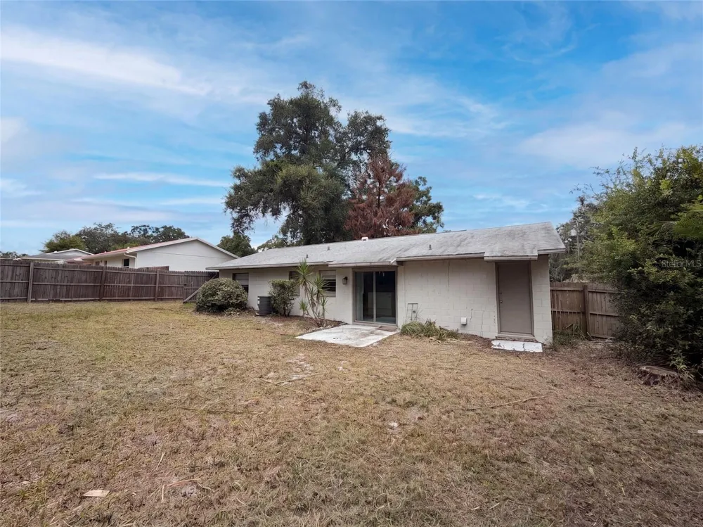 976 LISKEARD AVENUE Orange City, FL 32763