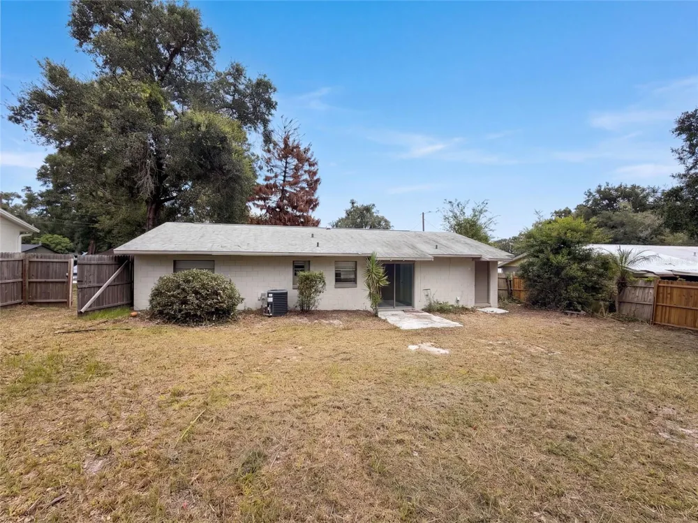 976 LISKEARD AVENUE Orange City, FL 32763