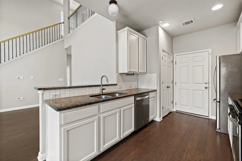 1615 Airedale Road Austin, TX 78748