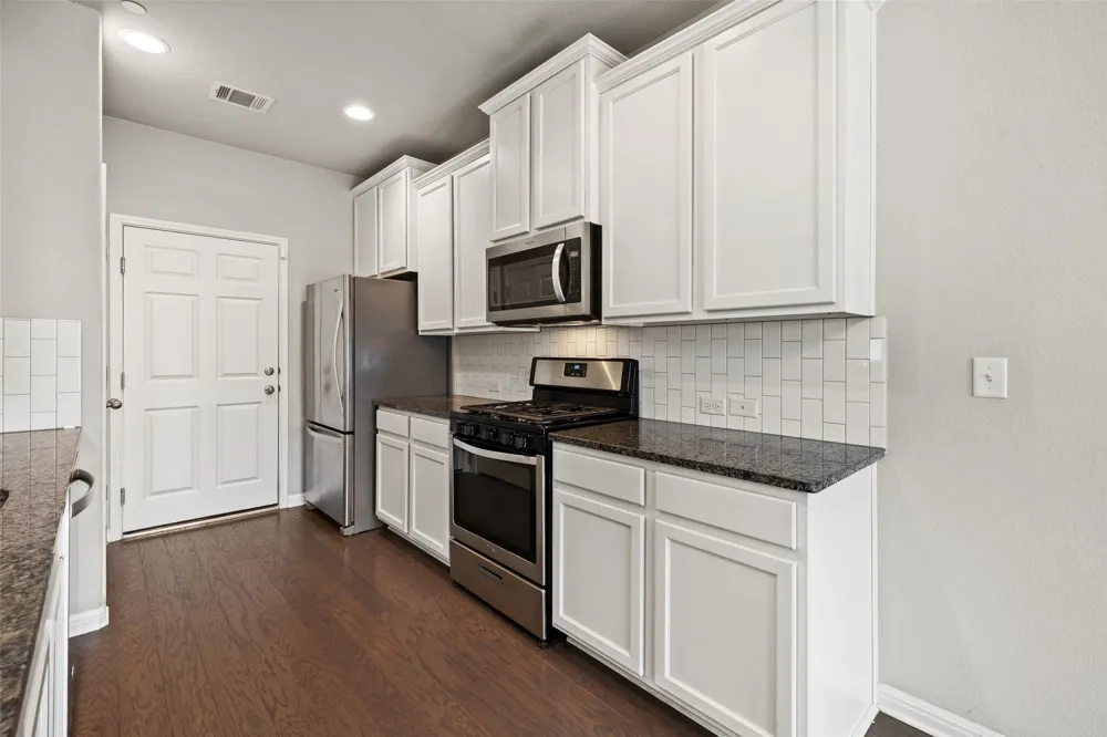 1615 Airedale Road Austin, TX 78748