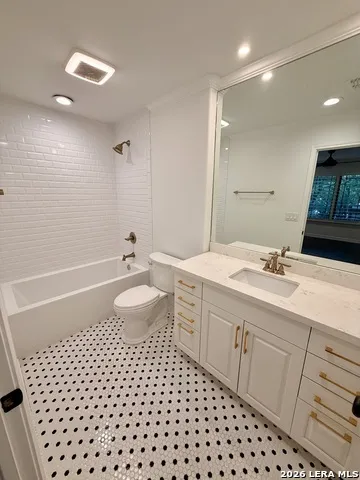 11624 Caprock San Antonio, TX 78230