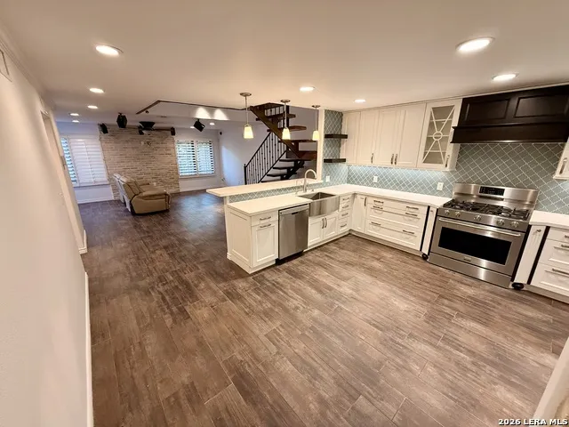 11624 Caprock San Antonio, TX 78230