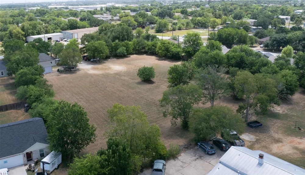 Groesbeck Street Bryan, TX 77803