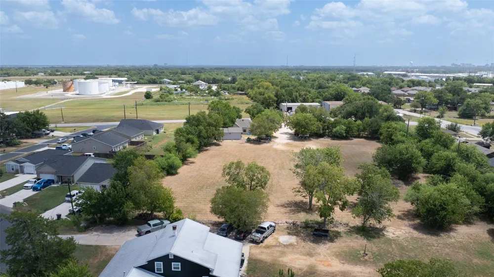 Groesbeck Street Bryan, TX 77803
