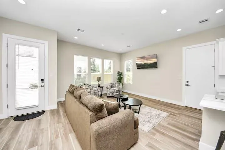 5935 Beall St A/D Street Houston, TX 77091