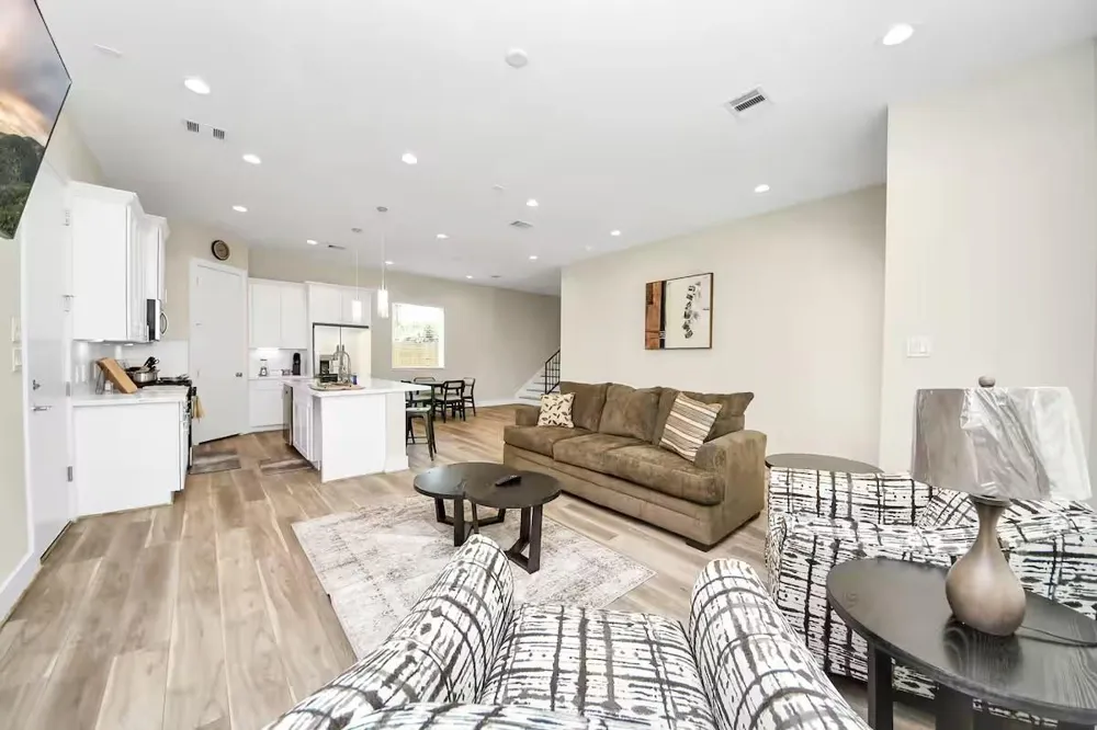 5935 Beall St A/D Street Houston, TX 77091