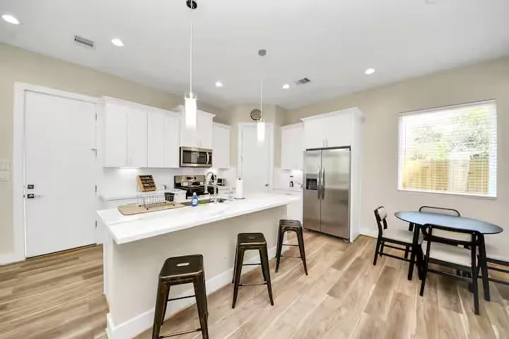 5935 Beall St A/D Street Houston, TX 77091