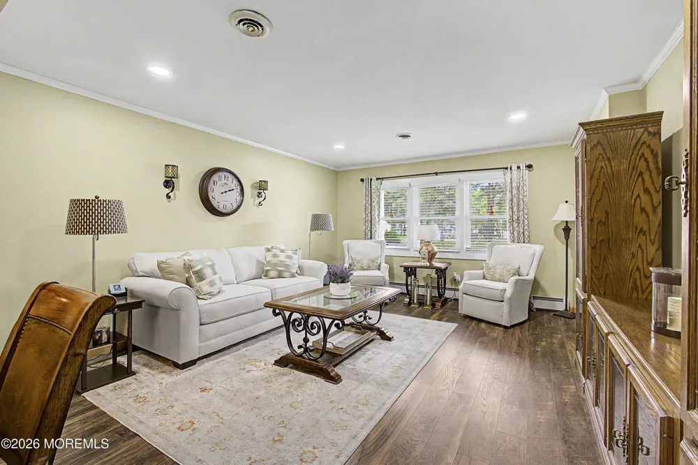 30 Bugle Court Toms River, NJ 08757