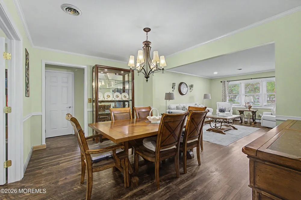 30 Bugle Court Toms River, NJ 08757