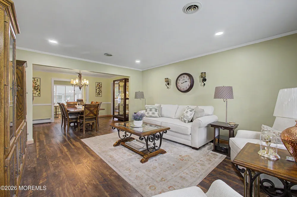 30 Bugle Court Toms River, NJ 08757