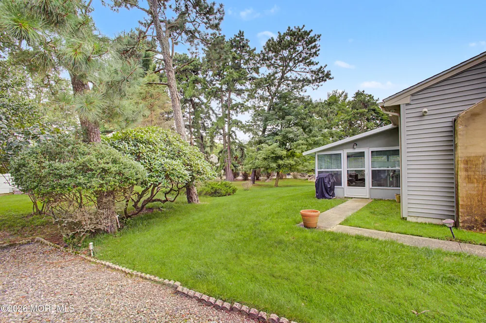 30 Bugle Court Toms River, NJ 08757