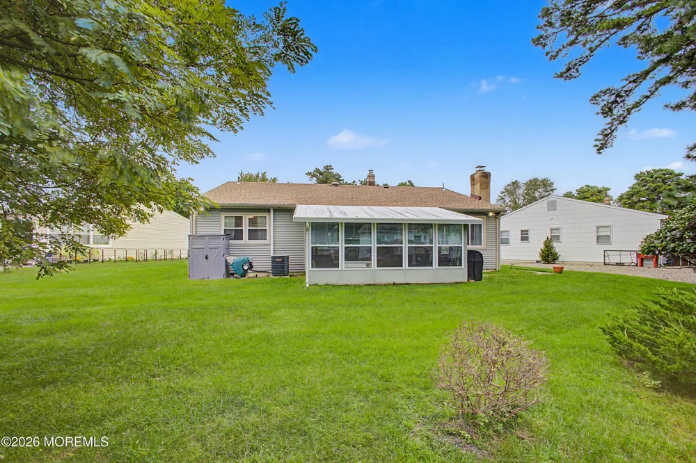 30 Bugle Court Toms River, NJ 08757