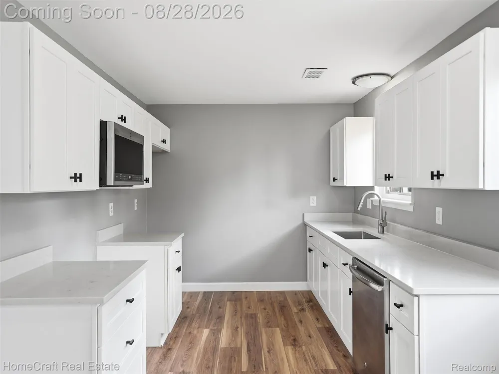 8360 HENRY RUFF ROAD Westland City, MI 48185