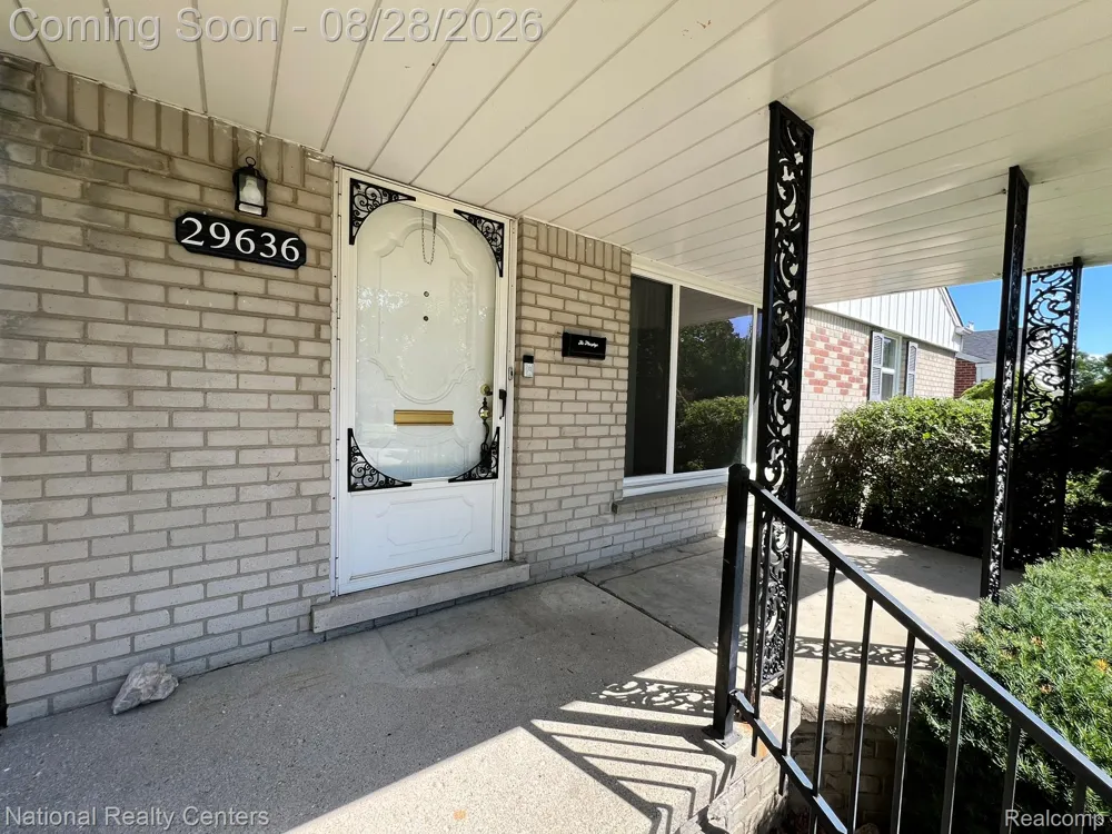 29636 Orangelawn Street Livonia City, MI 48150