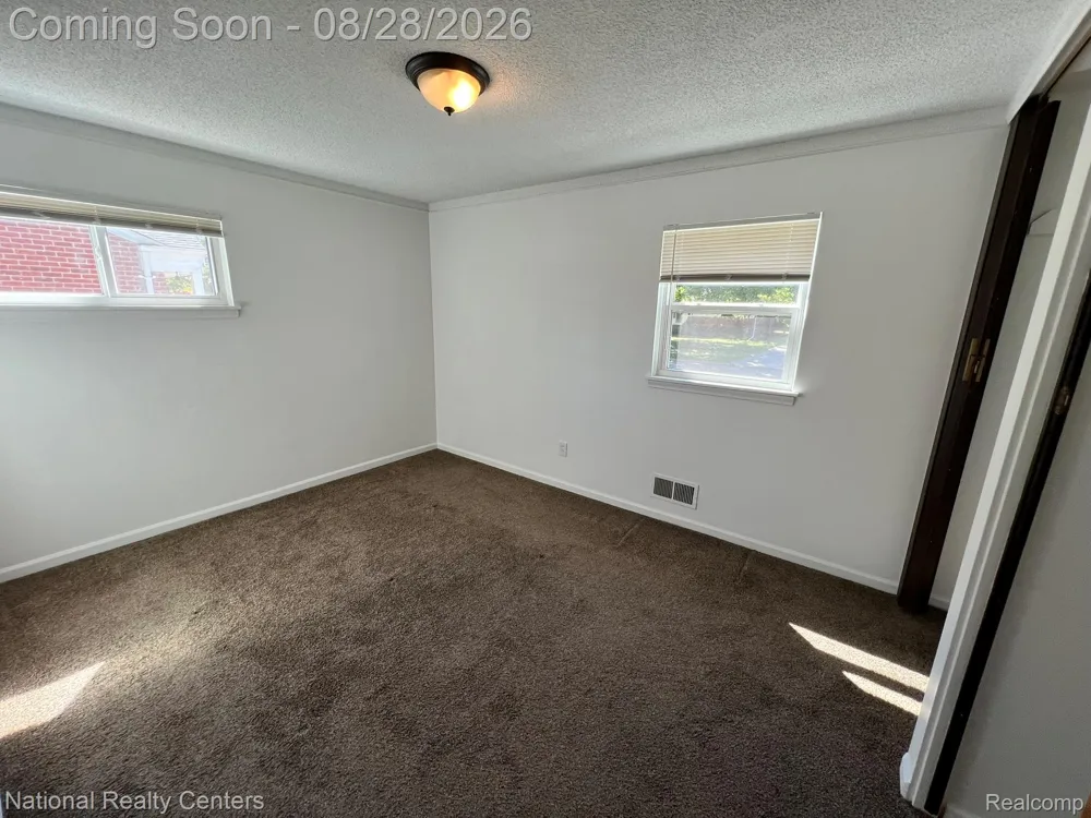 29636 Orangelawn Street Livonia City, MI 48150