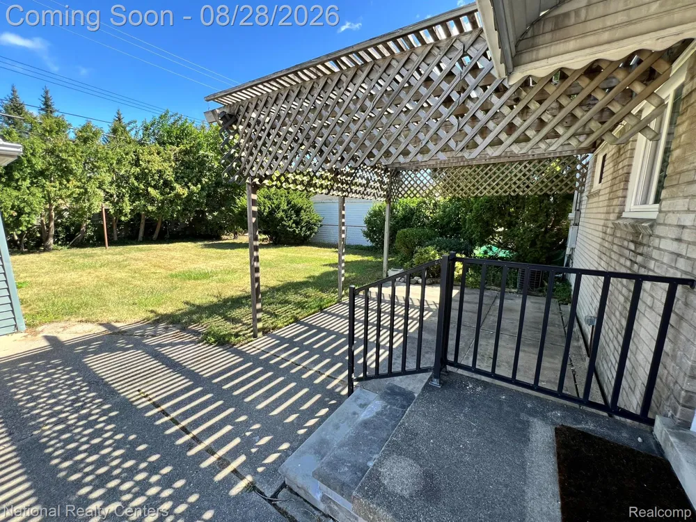 29636 Orangelawn Street Livonia City, MI 48150