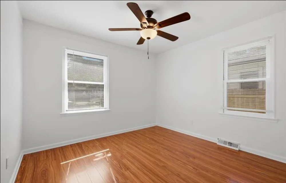 22761 Purdue Avenue Farmington Hills City, MI 48336