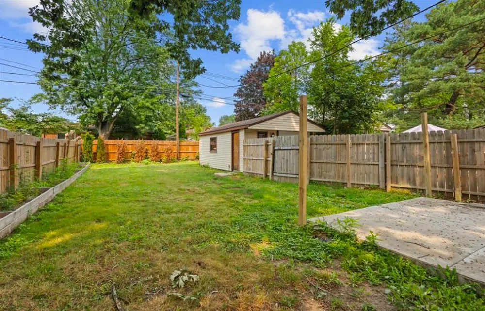 22761 Purdue Avenue Farmington Hills City, MI 48336