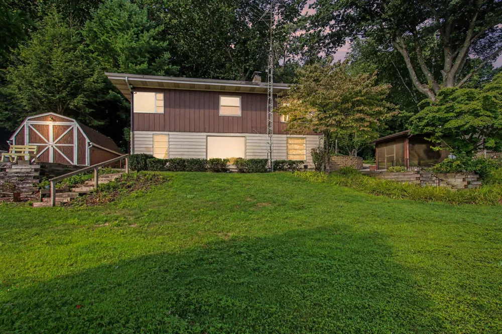 51834 Co Rd 384 Columbia Township, MI 49056