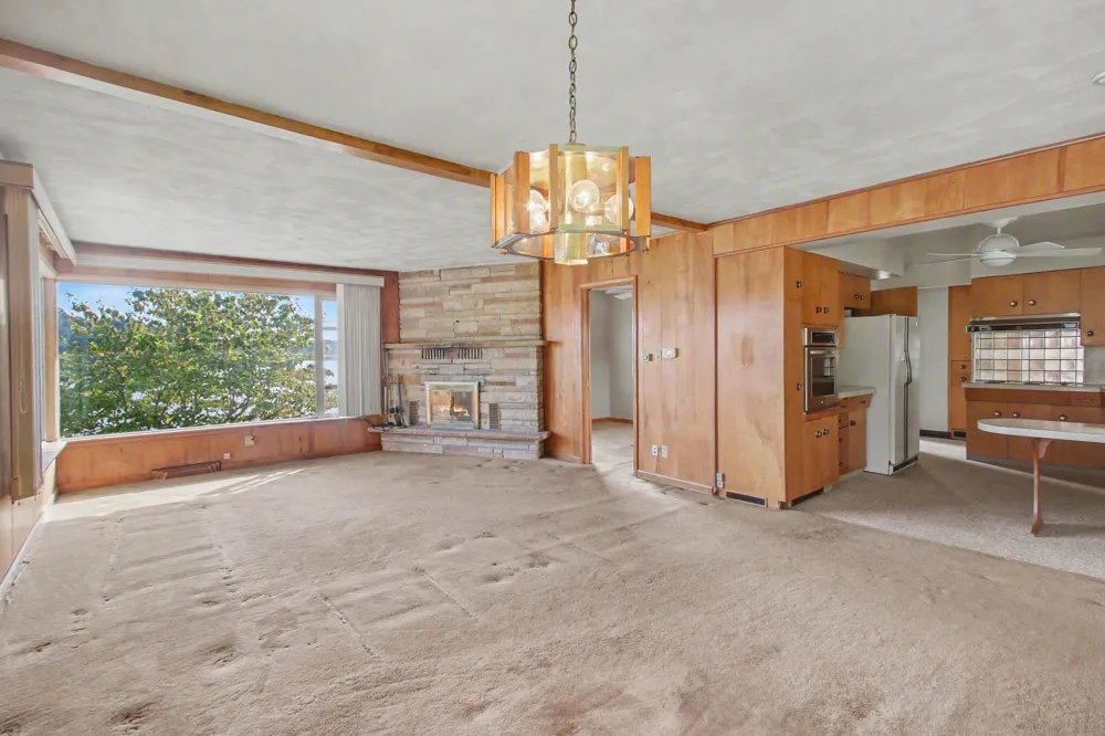 51834 Co Rd 384 Columbia Township, MI 49056