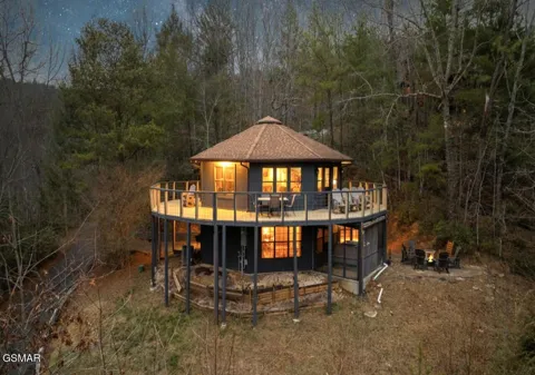 3709 Eagle Lane