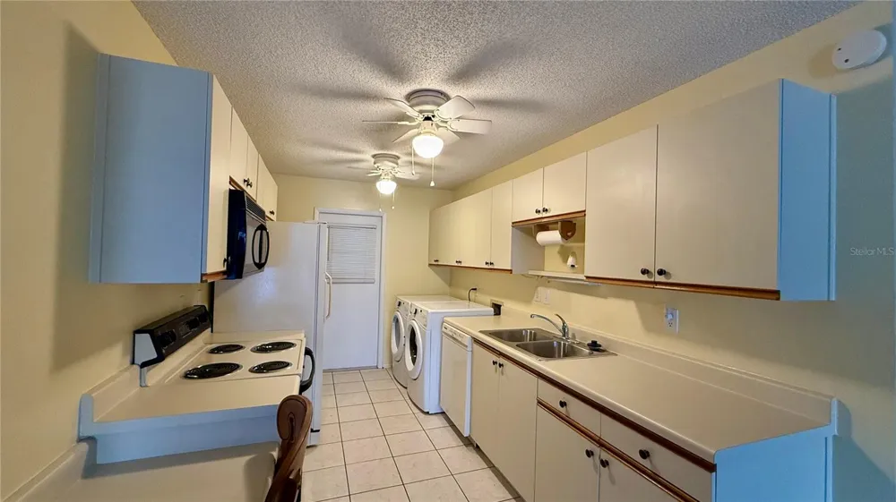 207 WINTER RIDGE BOULEVARD #4 Winter Haven, FL 33881