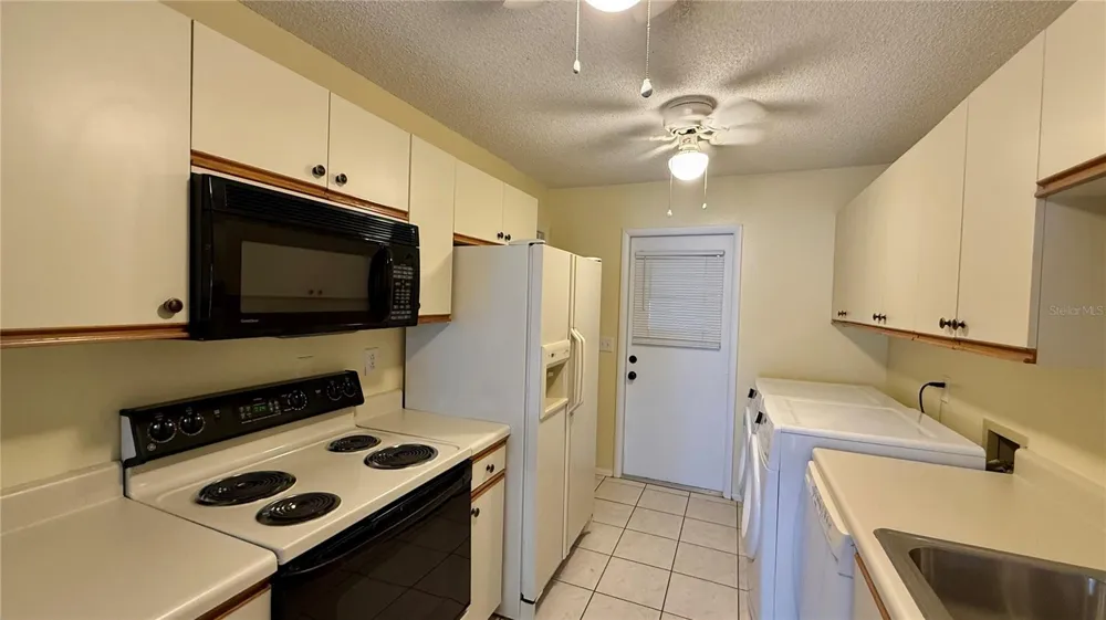 207 WINTER RIDGE BOULEVARD #4 Winter Haven, FL 33881