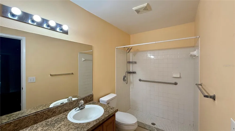 207 WINTER RIDGE BOULEVARD #4 Winter Haven, FL 33881