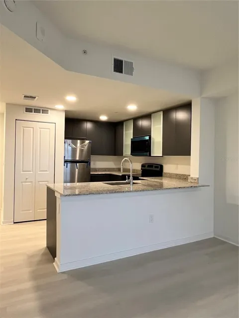 5563 MILLENIA PARK BLVD #209