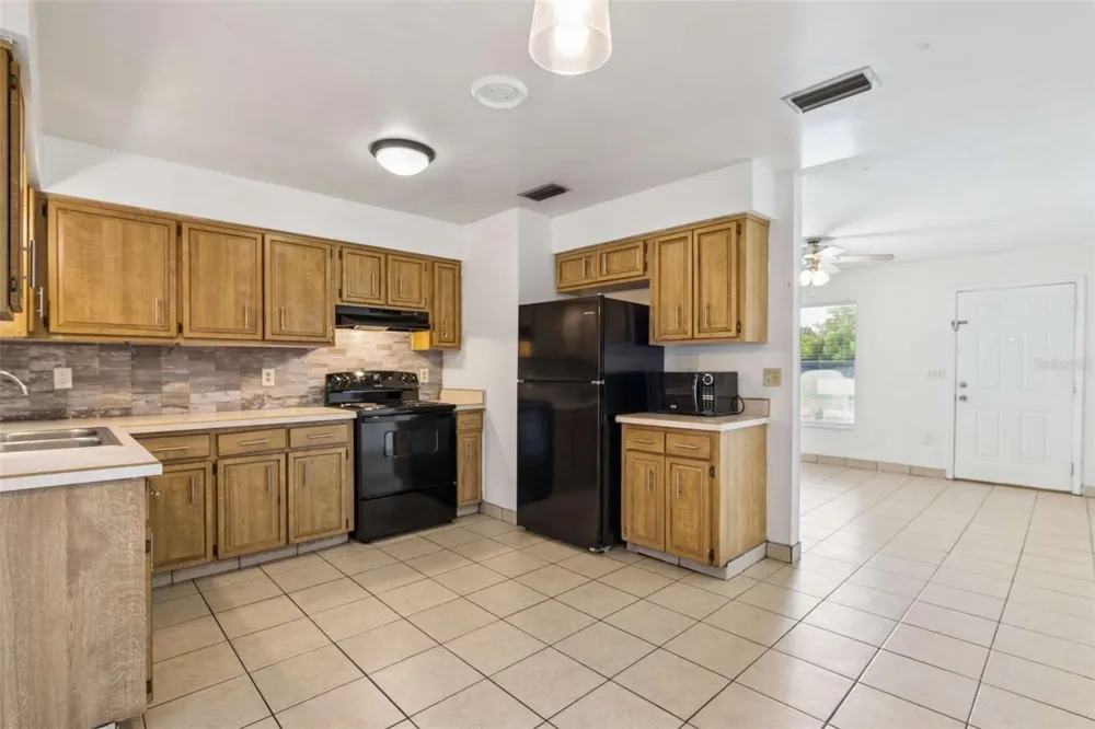 1544 PROVIDENCE BOULEVARD Deltona, FL 32725