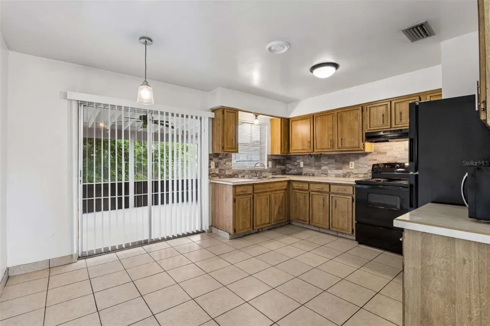 1544 PROVIDENCE BOULEVARD Deltona, FL 32725