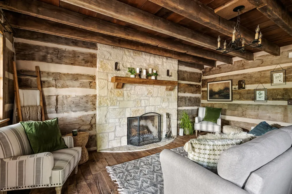 401 Clear Creek Lane Fredericksburg, TX 78624