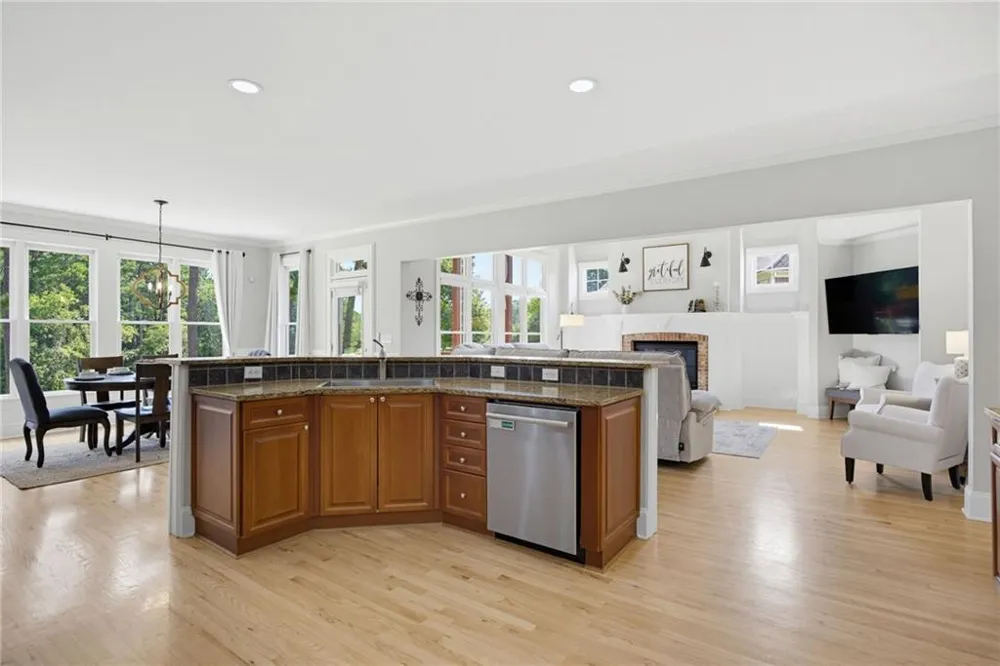 333 Golf Crest Drive Acworth, GA 30101