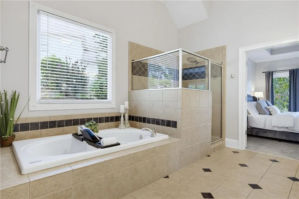 333 Golf Crest Drive Acworth, GA 30101