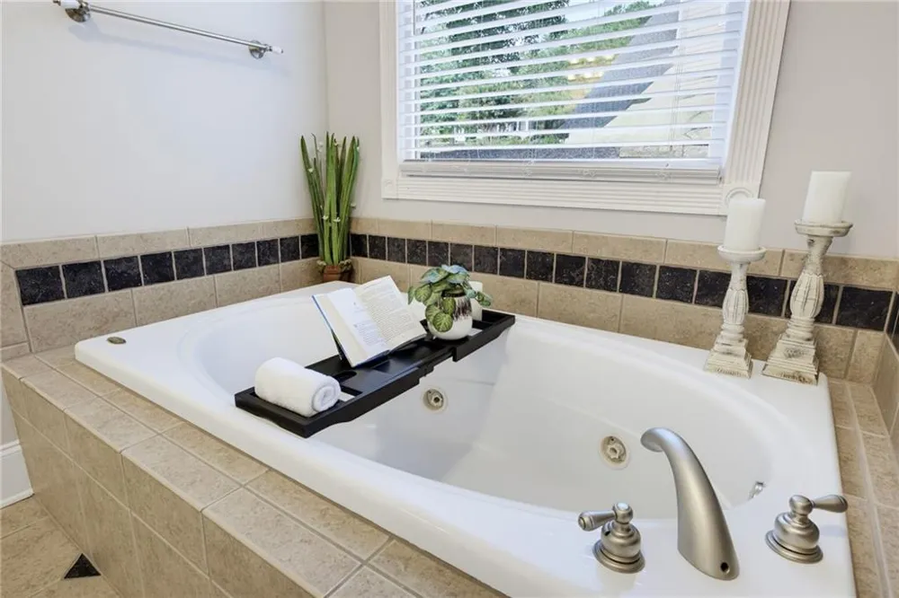 333 Golf Crest Drive Acworth, GA 30101
