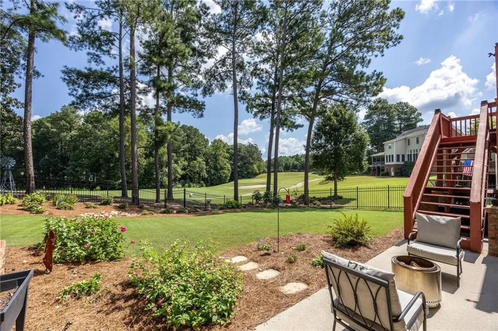 333 Golf Crest Drive Acworth, GA 30101